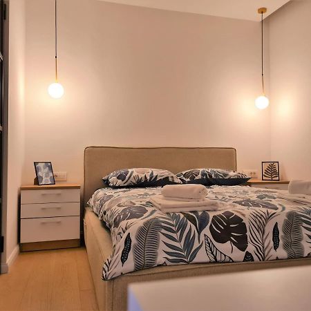 Tom'S Luxury Apartment Zadar, Branimirova Obala Экстерьер фото